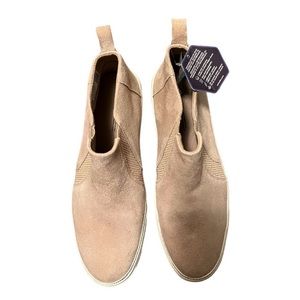 NWT Women’s TOMS Bryce, shoe size 12